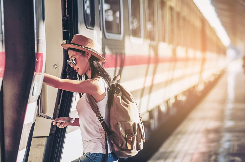 South African Woman's Bold Stand on Packed Metrorail Sparks National ...